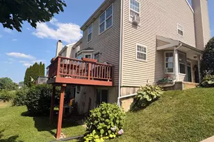 135 Peters Ct, Coatesville, PA 19320 - Photo 14