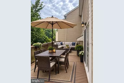 345 Oxer Ct, Devon, PA 19333 - Photo 10