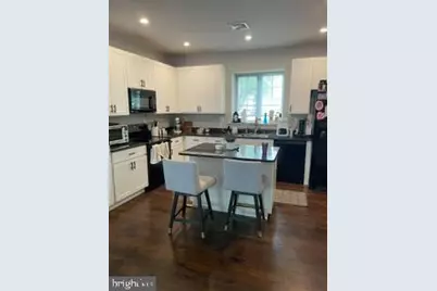 345 Oxer Ct, Devon, PA 19333 - Photo 2
