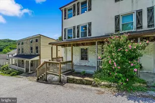 62 Irish Ln, Coatesville, PA 19320 - Photo 2
