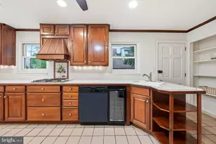610 W Market St, West Chester, PA 19382 - Photo 14