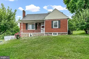253 N Guernsey Rd, West Grove, PA 19390 - Photo 2
