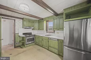 1511 Stirling St, Coatesville, PA 19320 - Photo 6