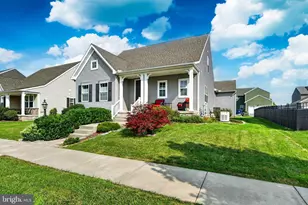 528 Boyce St, Coatesville, PA 19320 - Photo 2