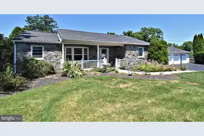 1207 Township Line Road, Phoenixville, PA 19460 - Photo 2