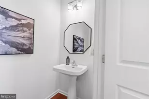21 N Danbury Cir, Coatesville, PA 19320 - Photo 6