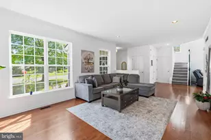21 N Danbury Cir, Coatesville, PA 19320 - Photo 8