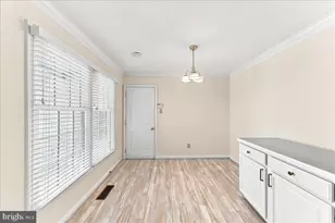 402 Sumner Way, West Chester, PA 19382 - Photo 4