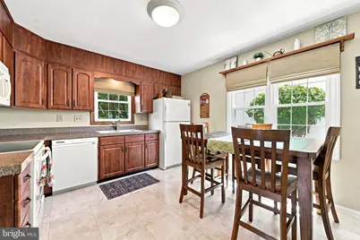 205 Armstead Court, Downingtown, PA 19335 - Photo 6
