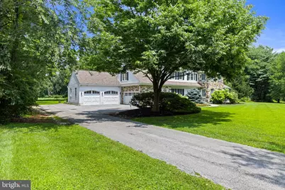 995 Baneswood Drive, Kennett Square, PA 19348 - Photo 2
