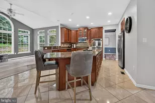 40 Robins Nest Ln, Pottstown, PA 19465 - Photo 6
