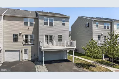 39 Mulberry Green, Spring City, PA 19475 - Photo 4