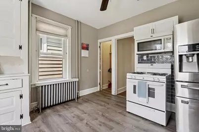 32 W Central Avenue, Paoli, PA 19301 - Photo 12