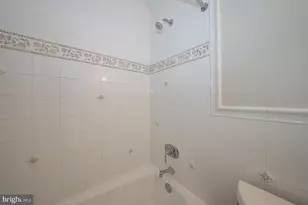 2048 Buttonwood Rd, Berwyn, PA 19312 - Photo 52