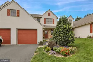 116 Steeplechase Dr, Elverson, PA 19520 - Photo 1