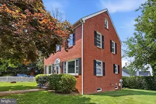 843 Taylor St, Kennett Square, PA 19348 - Photo 2