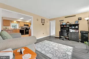 1235 W Kings Hwy, Coatesville, PA 19320 - Photo 10