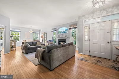 105 Longwood Court, Malvern, PA 19355 - Photo 4