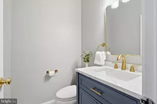 131 Piqua Cir, Berwyn, PA 19312 - Photo 44