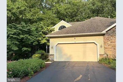 131 Piqua Circle #31, Berwyn, PA 19312 - Photo 1