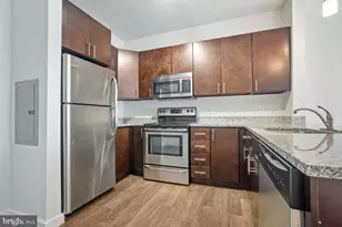 131 Bridge St, Phoenixville, PA 19460 - Photo 102
