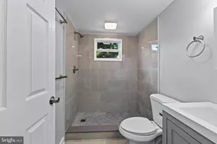377 Mt Pleasant St, Coatesville, PA 19320 - Photo 22