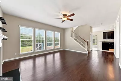 819 S Haines Circle, Downingtown, PA 19335 - Photo 4