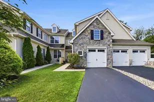 1221 Derry Ln, West Chester, PA 19380 - Photo 2