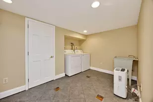 223 Carolina Ave, Phoenixville, PA 19460 - Photo 34