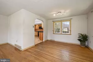 54 W Locust St, Oxford, PA 19363 - Photo 6