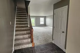 249 Thia Ct, Coatesville, PA 19320 - Photo 2