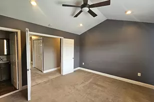 249 Thia Ct, Coatesville, PA 19320 - Photo 10