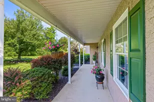 6 E Hunter Creek Ln, West Grove, PA 19390 - Photo 8