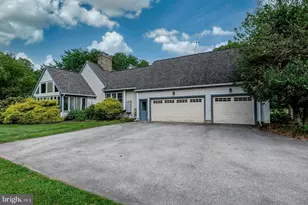 2 Steeplechase Ln, Malvern, PA 19355 - Photo 6