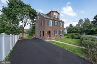 107 W Circular Ave, Paoli, PA 19301 - Photo 2