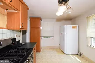 889 Old Lancaster Rd, Berwyn, PA 19312 - Photo 14