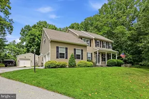 125 Jamie Ln, Coatesville, PA 19320 - Photo 2
