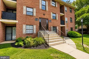 2419 Pond View Dr, West Chester, PA 19382 - Photo 1