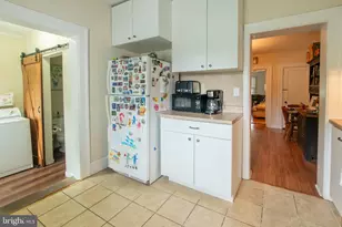 239/237 W Evergreen Ave, West Grove, PA 19390 - Photo 24