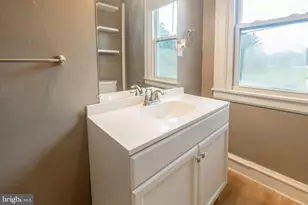239/237 W Evergreen Ave, West Grove, PA 19390 - Photo 18