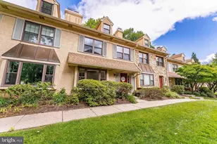 11 Chateau Cir, Chesterbrook, PA 19087 - Photo 2