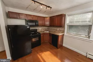 231 Sharpless St, West Chester, PA 19382 - Photo 2