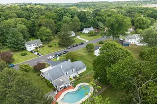 39 Rossiter Ave, Phoenixville, PA 19460 - Photo 2