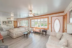 39 Rossiter Ave, Phoenixville, PA 19460 - Photo 10