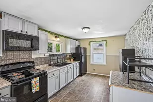 171 Chestnut St, Spring City, PA 19475 - Photo 14