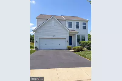 823 S Haines Circle, Downingtown, PA 19335 - Photo 2