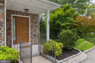 103 Erika Ln, Wayne, PA 19087 - Photo 4