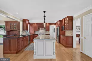 302 Clearfield Dr, Lincoln University, PA 19352 - Photo 8
