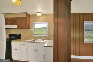 828 Spring City Rd, Phoenixville, PA 19460 - Photo 8