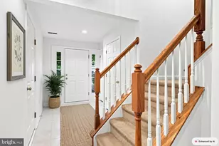 30 N Savanna Dr, Pottstown, PA 19465 - Photo 2